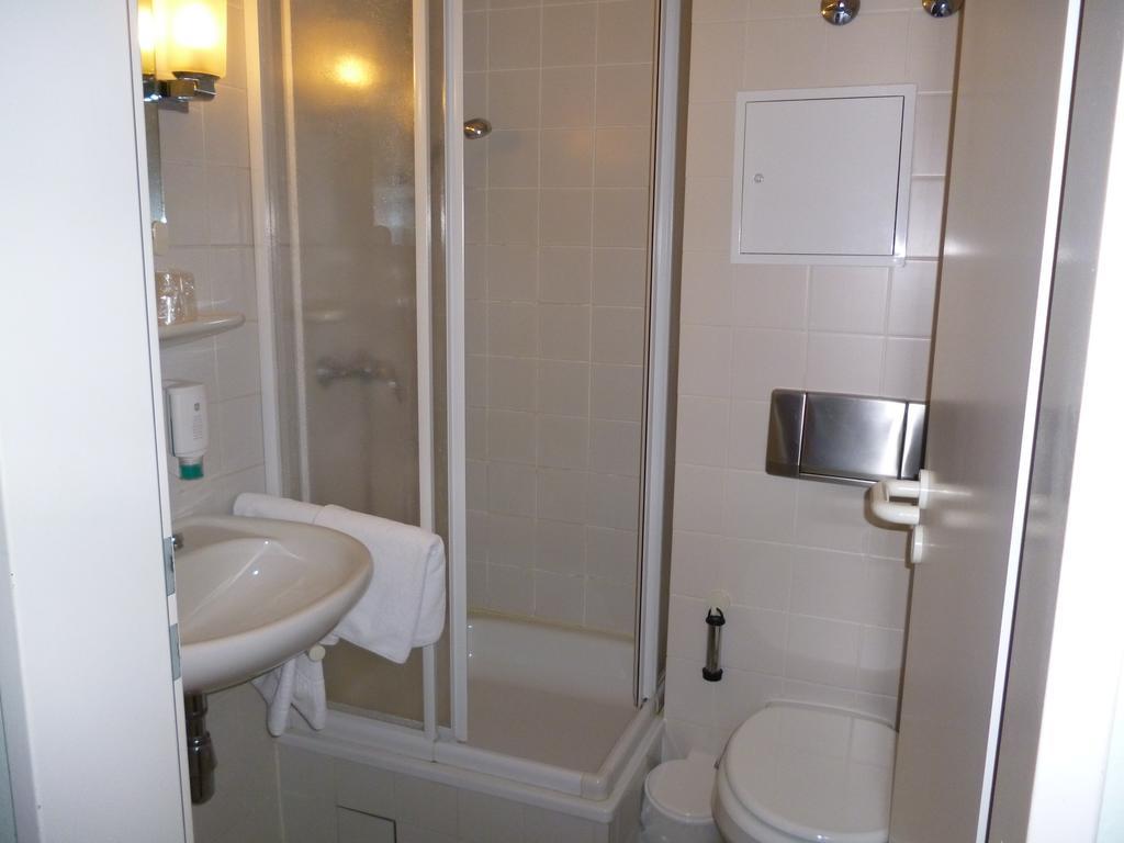 Hotel Brandenburg Koenigs Wusterhausen Bilik gambar